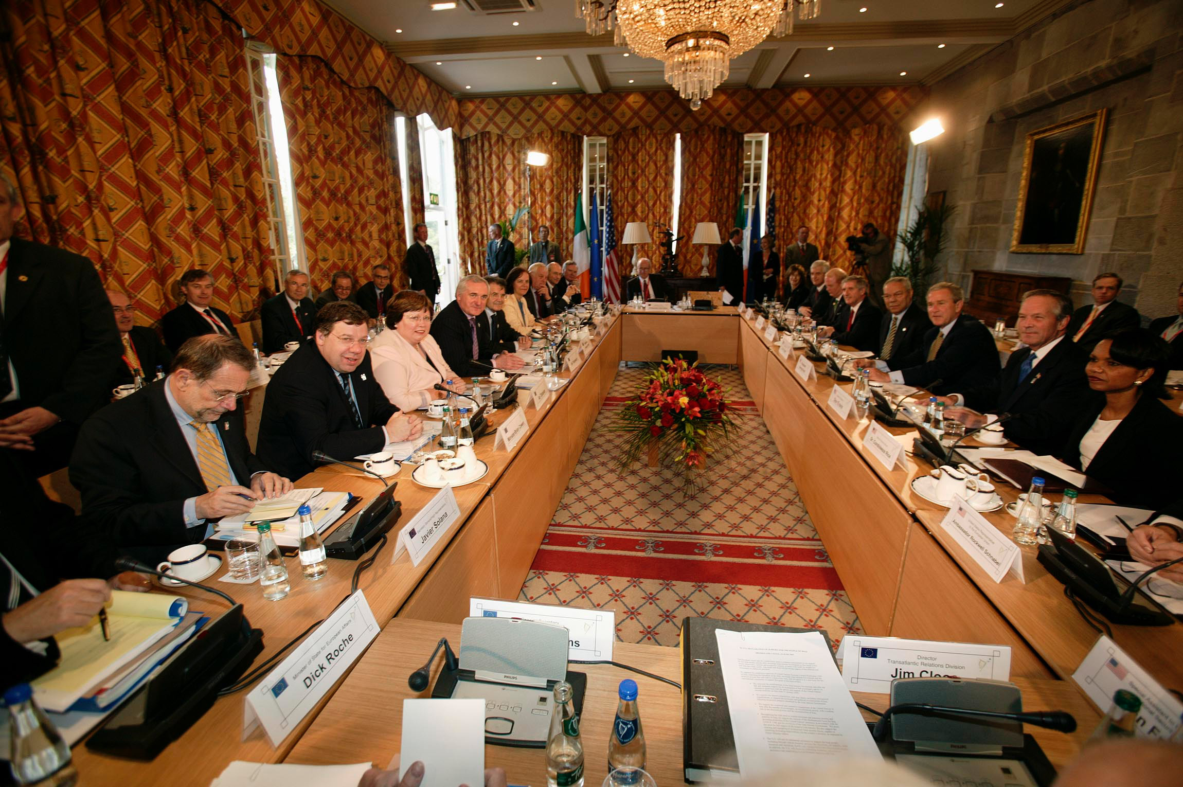 Summit la Bruxelles: Liderii europeni analizează impactul importurilor chinezești asupra industriei locale