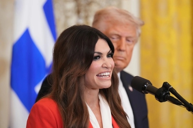 Tensiuni politice în Grecia după demiterea ambasadoarei SUA, Kimberly Guilfoyle