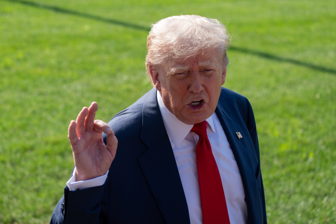 Donald Trump amenință Uniunea Europeană cu măsuri comerciale dure în urma propunerii privind Canada