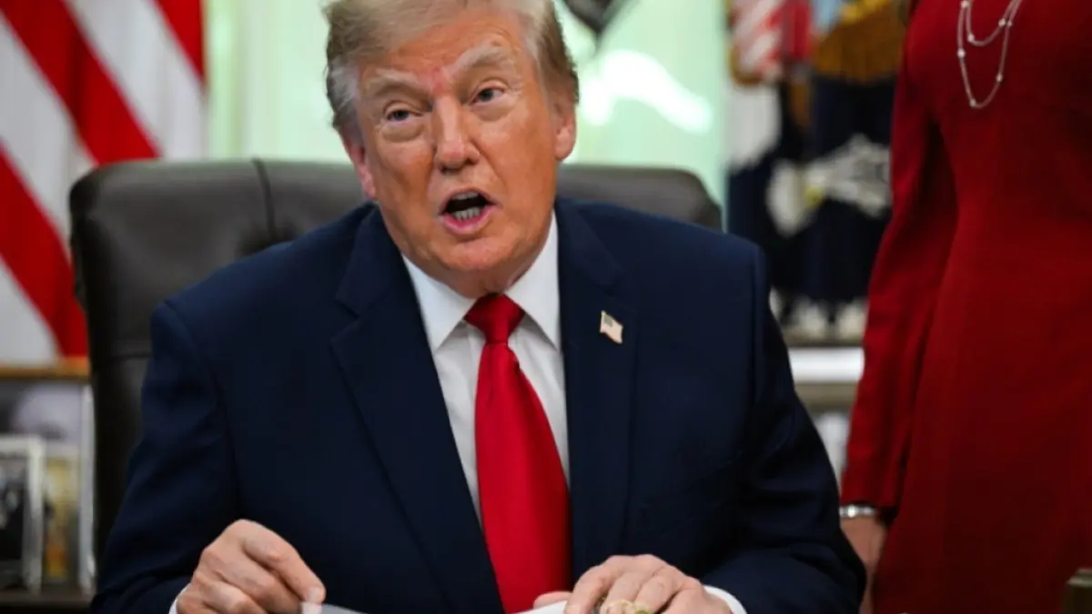 Donald Trump suspendă sancțiunile împotriva Rusiei înainte de implementarea lor oficială