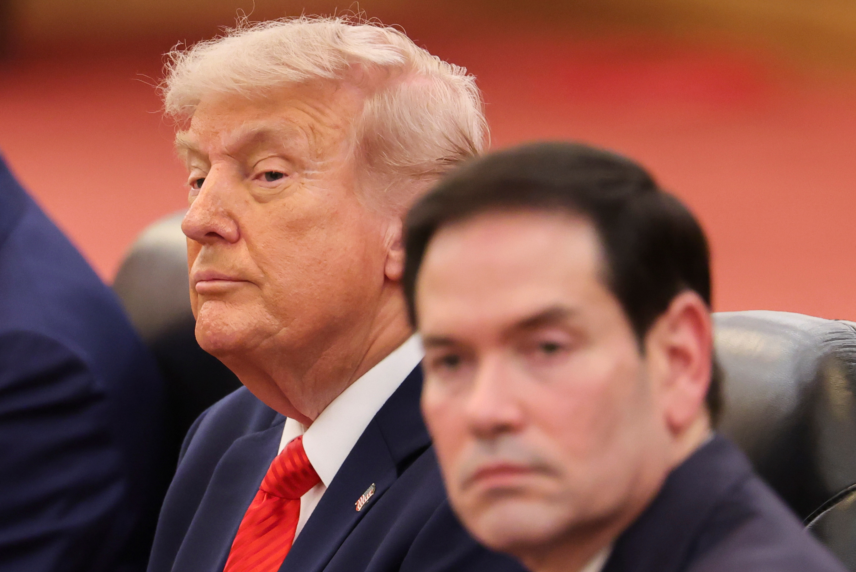 Analiza impactului economic: Trump suspendă sancțiunile împotriva Rusiei pentru o perioadă de 60 de zile
