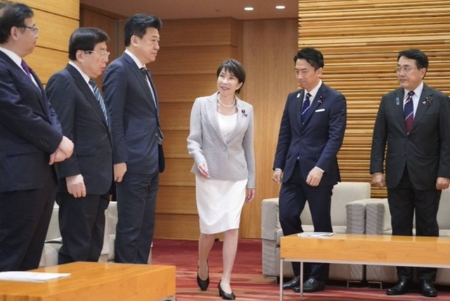 Remanierea guvernamentală a premierului japonez Sanae Takaichi: consolidare în vederea alegerilor de la PLD