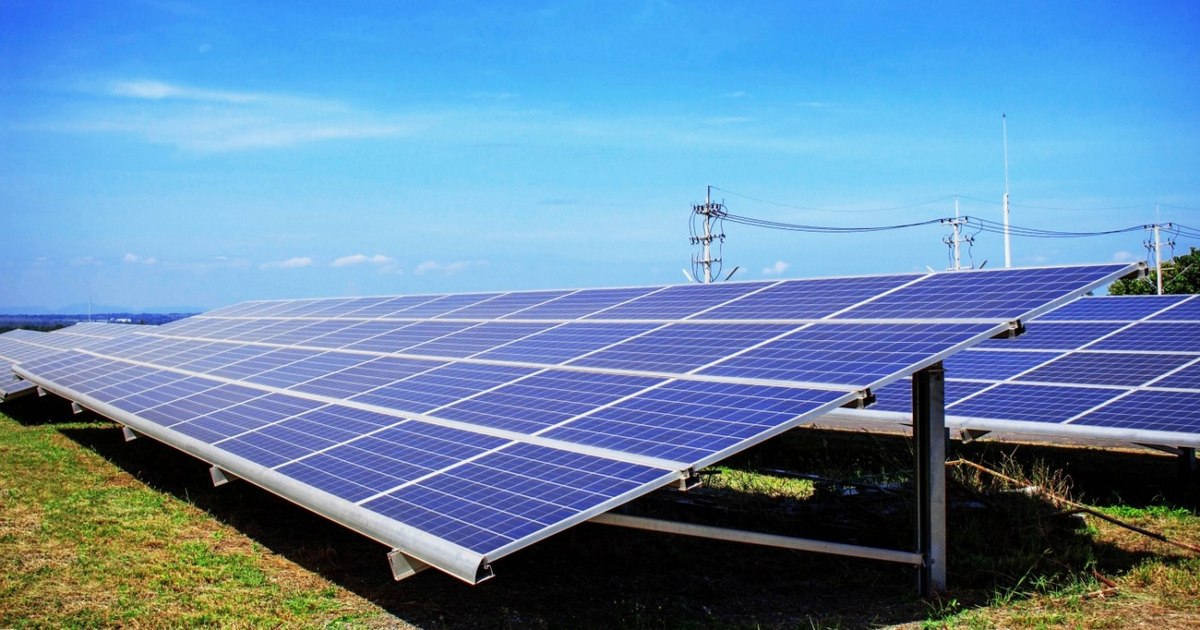 China vizează restricționarea exporturilor de tehnologii fotovoltaice pentru protejarea avantajului strategic