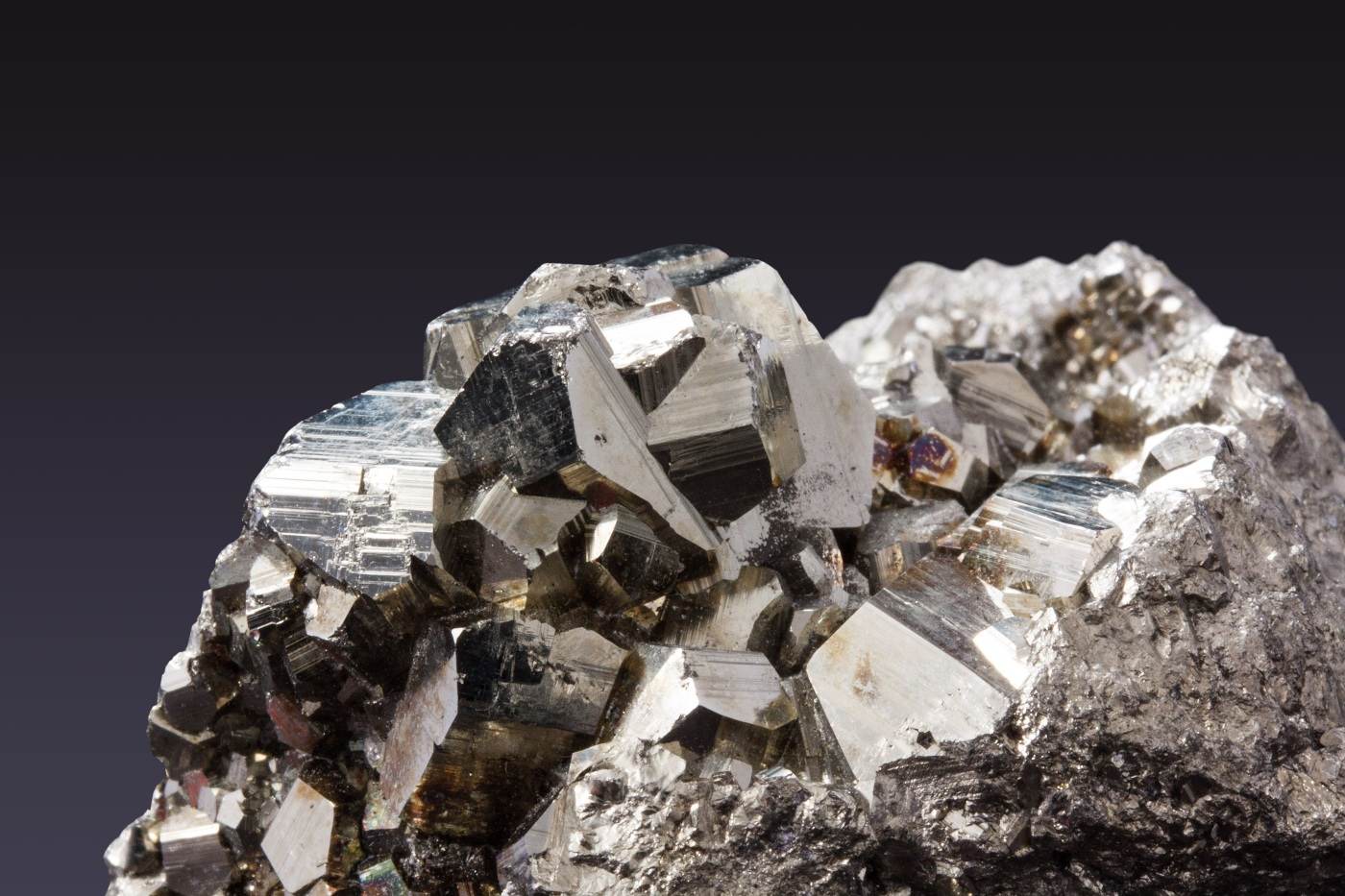 Deficitul energetic amenință proiectele de rafinare a mineralelor critice în Africa