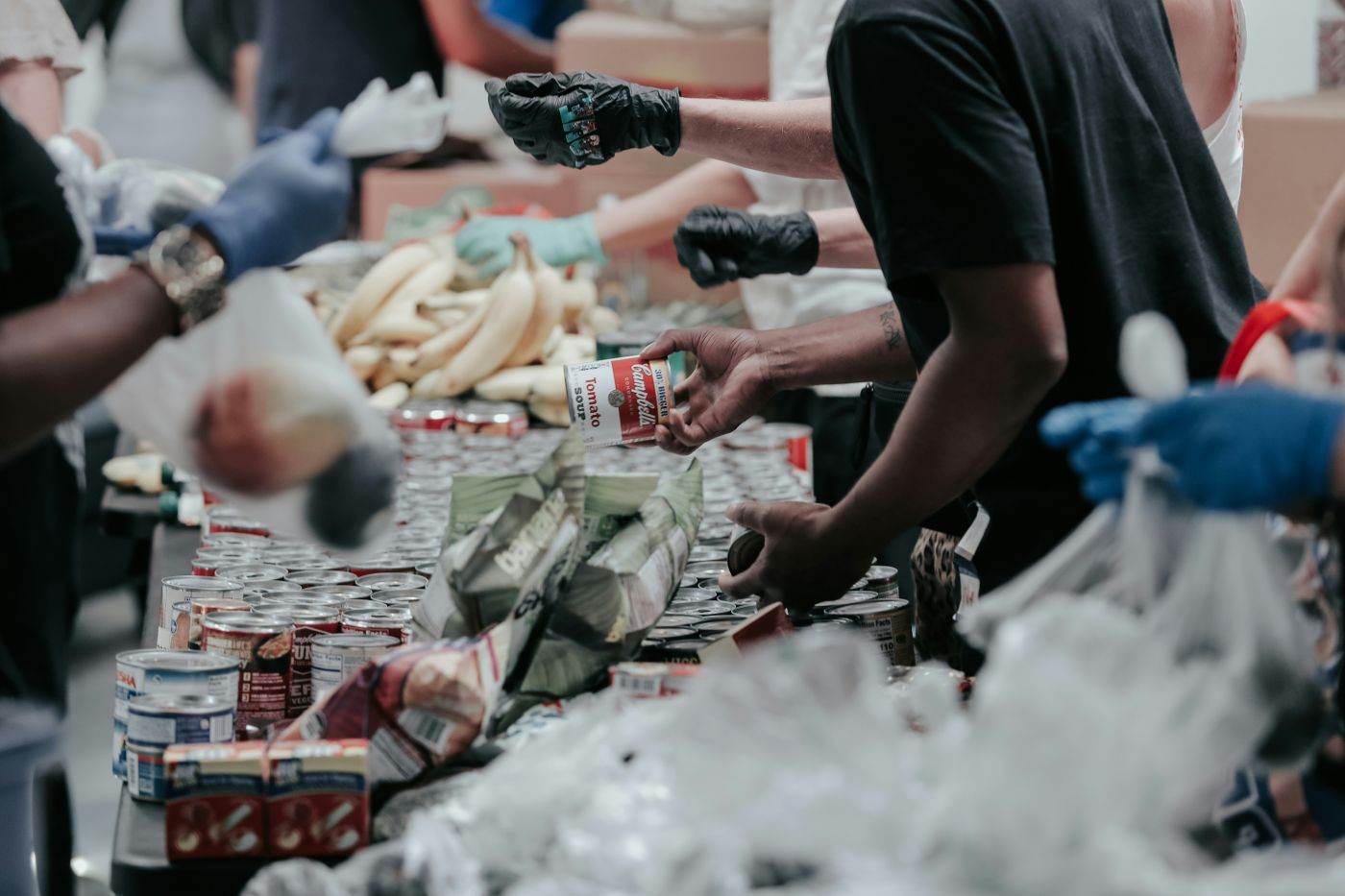 Programul Alimentar Mondial reduce asistența pentru sute de mii de palestinieni din Fâșia Gaza