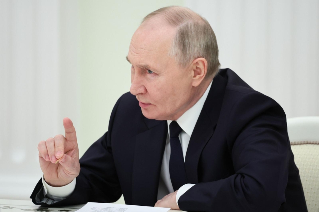 Rusia își reface stocurile de armament în depozite situate în apropierea granițelor NATO