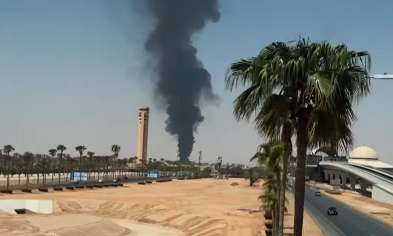 Marea Britanie mobilizează avioane Typhoon în Arabia Saudită pentru apărarea teritoriului împotriva rebelilor Houthi