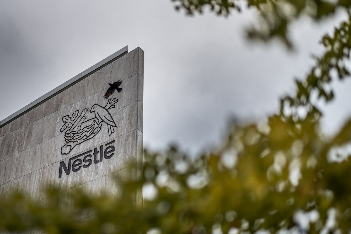 Guvernul Elveției reacționează la preluarea forțată a activelor Nestlé de către autoritățile ruse