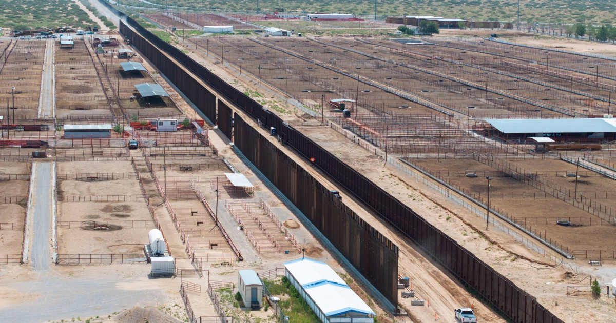Administrația Trump începe construcția zidului de frontieră în regiunea Big Bend, Texas