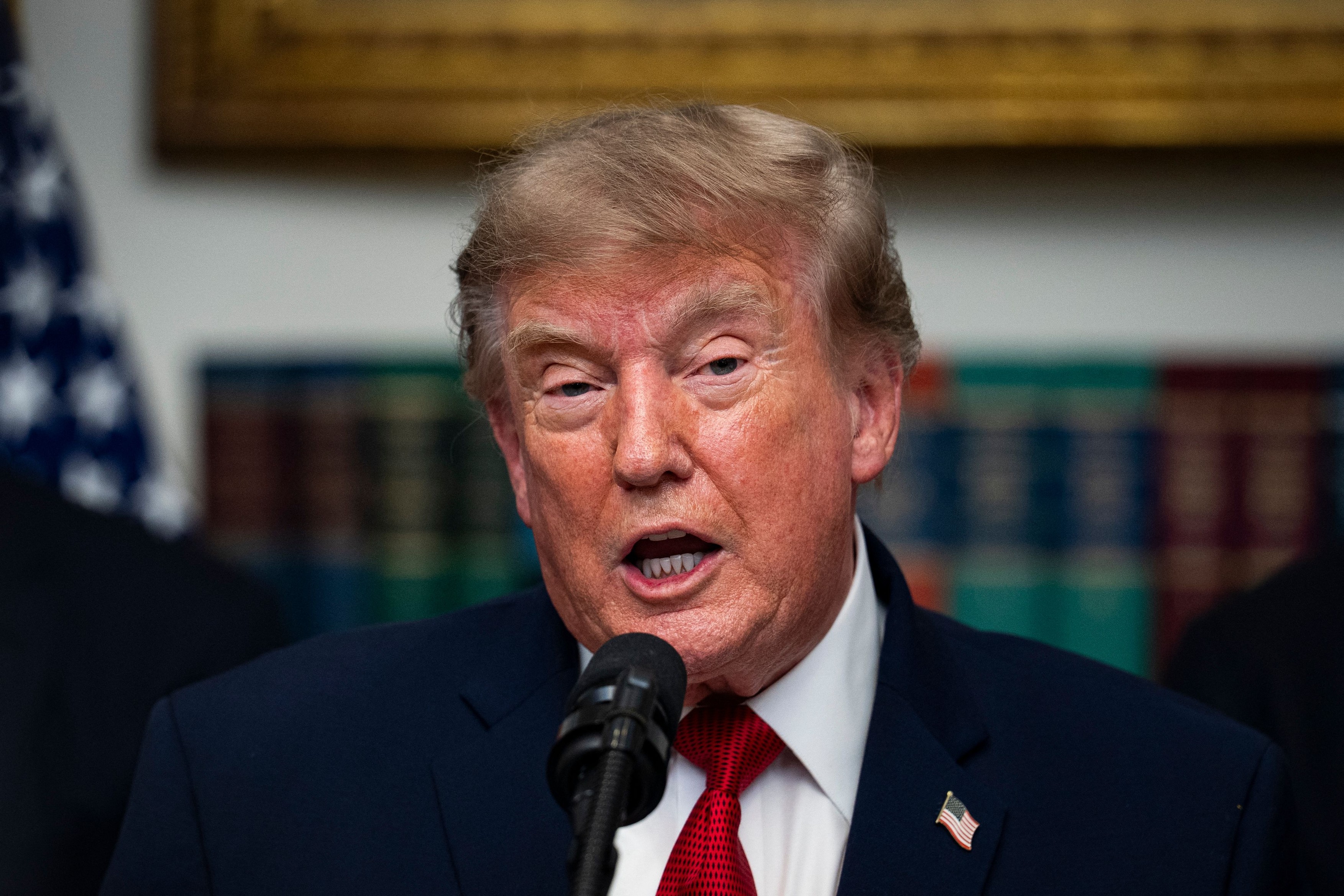 Donald Trump a promulgat legea de sancționare a Rusiei, vizând sectorul energetic și flota de petroliere