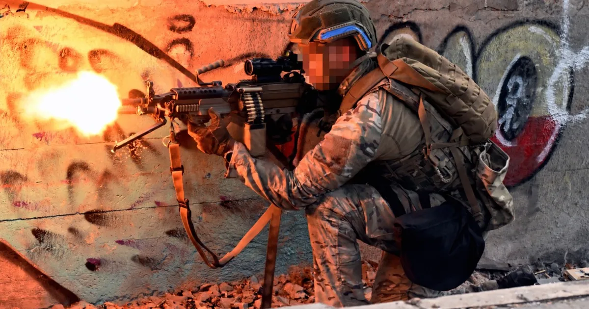 Pentagonul reintroduce testarea obligatorie a nivelului de testosteron pentru militarii bărbați