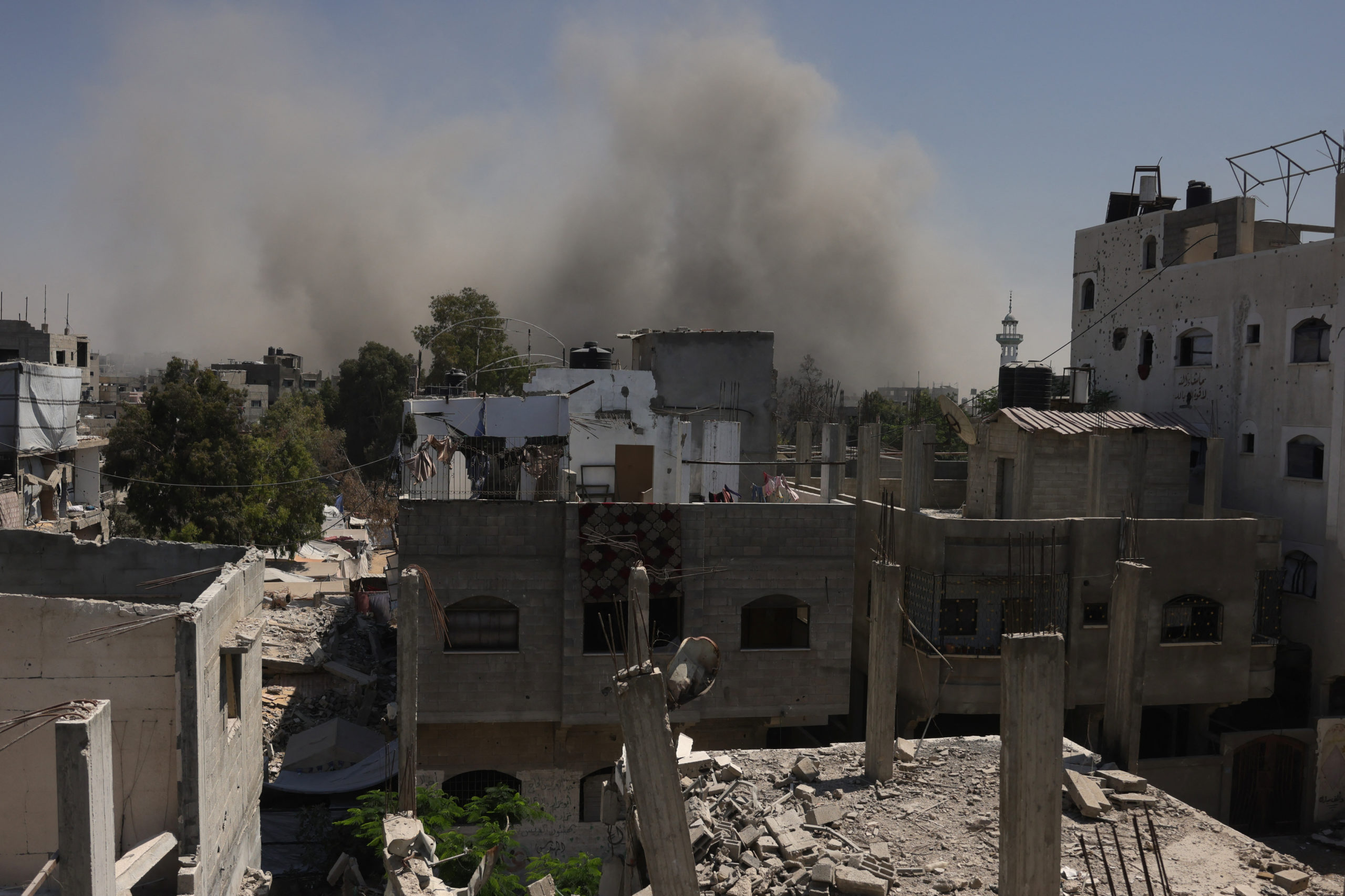 Impactul noilor atacuri israeliene în Gaza: trei persoane decedate, inclusiv fiul unui oficial sanitar