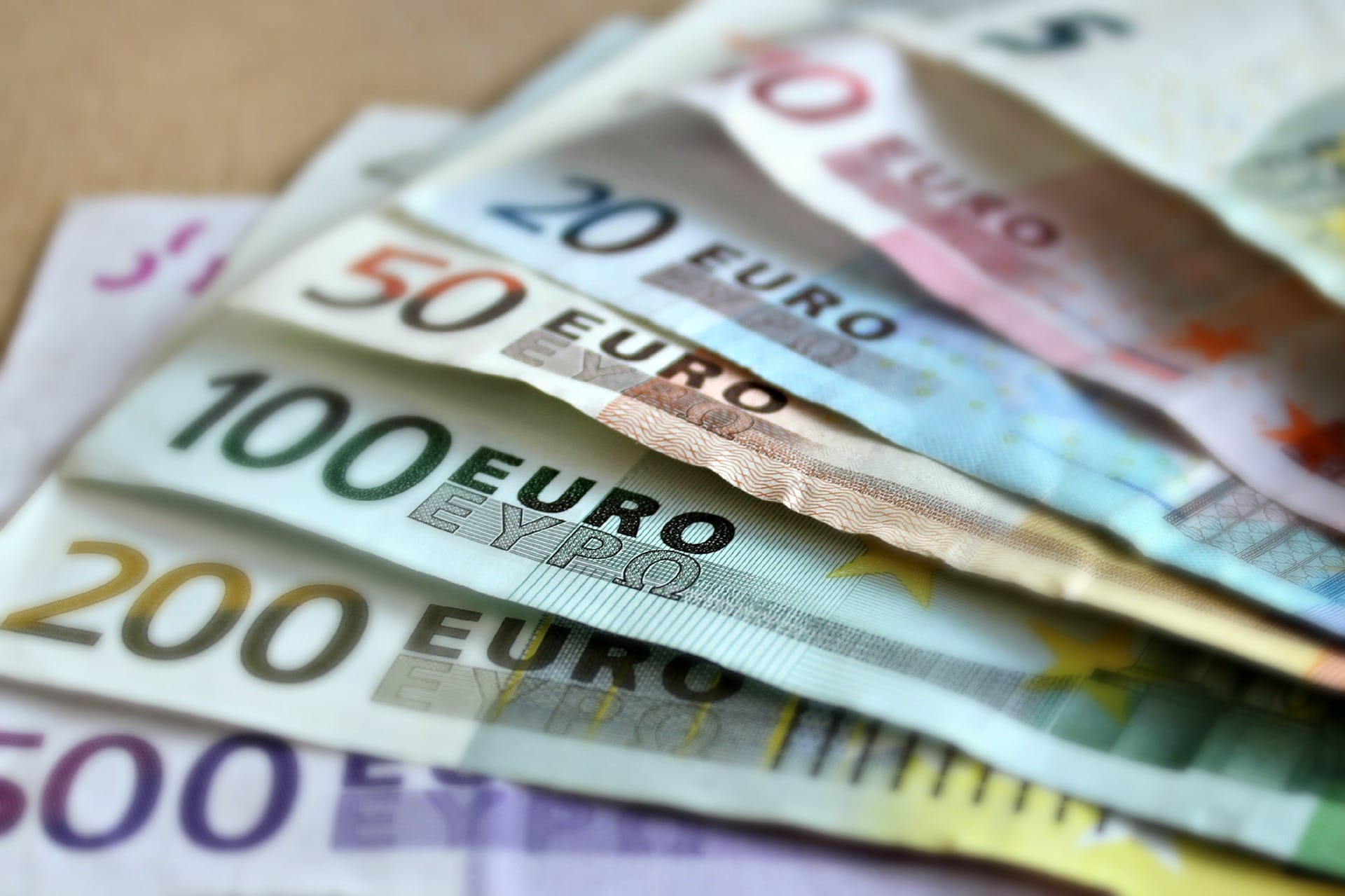 Ucraina solicită Uniunii Europene 32,6 miliarde de euro suplimentare pentru finanțarea anului viitor