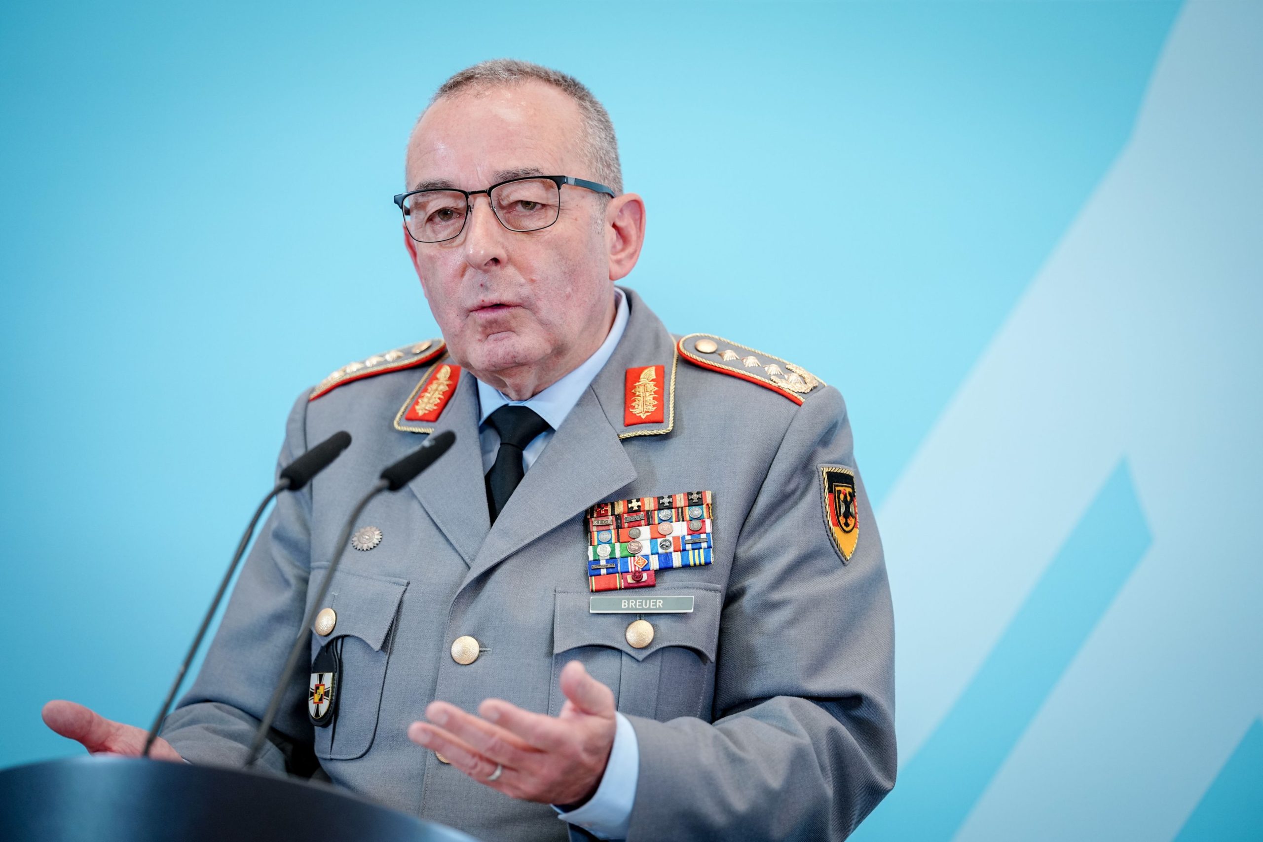 Generalul german Carsten Breuer va conduce Comitetul Militar al NATO