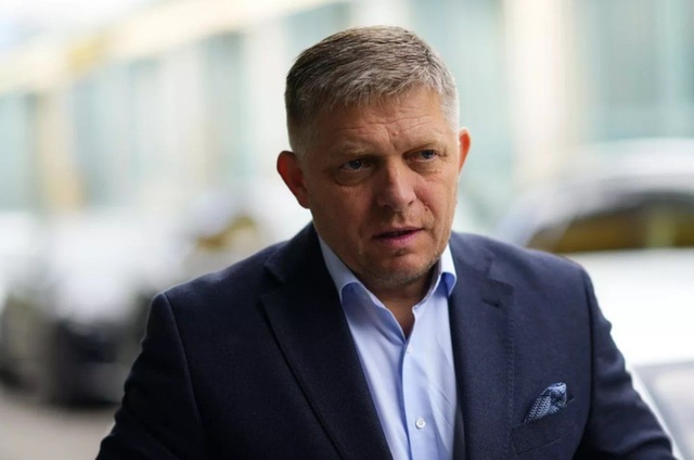 Robert Fico avertizează că unii politicieni occidentali urmăresc un conflict direct între NATO și Rusia