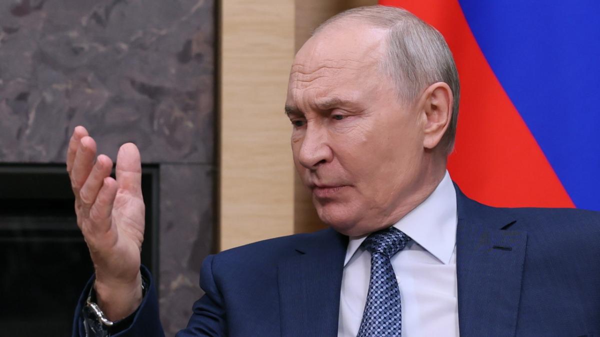 Partidul lui Vladimir Putin câștigă alegerile parlamentare în Rusia, în contextul atacurilor cu drone și cibernetice