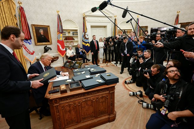 Organizații de presă suvadă proces împotriva lui Trump după interzicerea accesului la Casa Albă