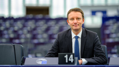 Avertisment de la Bruxelles: Alianța social-democraților români cu extrema dreaptă ar putea crea un precedent periculos