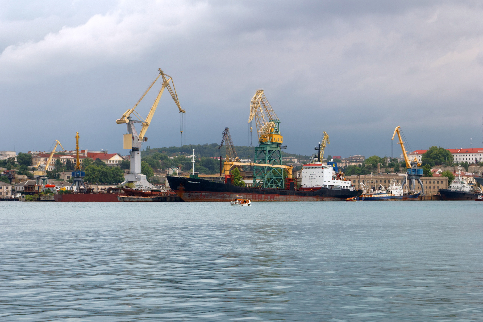 Zelenski propune un armistițiu maritim în Marea Neagră și cere menținerea sancțiunilor împotriva Rusiei