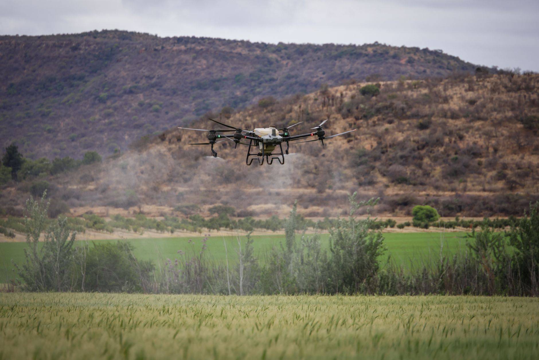 Spațiul aerian din nordul Republicii Moldova a fost închis temporar după incursions de drone