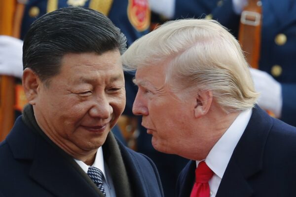 Vizita lui Xi Jinping în SUA: Trump oferă o primire fastuoasă în contextul tensiunilor comerciale și tehnologice