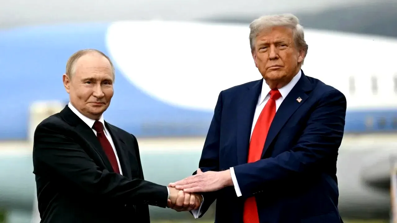 Kremlinul refuză să confirme o întâlnire între Vladimir Putin și Donald Trump la summitul G20 din Miami