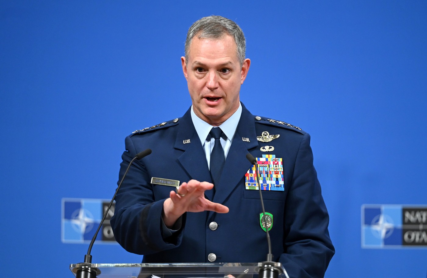 Comandantul NATO avertizează Moscova: „Să nu încerce cât sunt eu la comandă”