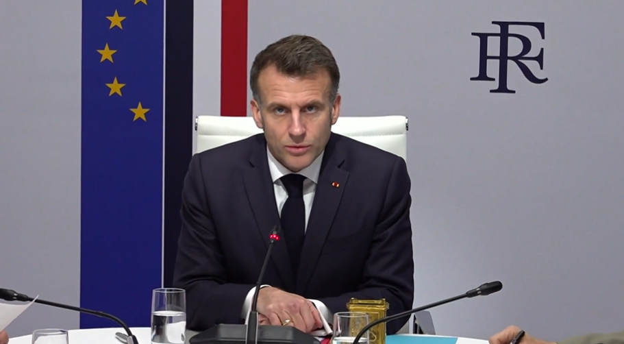 Intervenție militară franceză în Arabia Saudită pentru stabilizarea prețurilor la combustibil