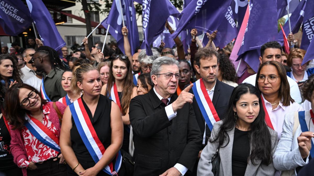 Scenariul unei finale între Marine Le Pen și Jean-Luc Mélenchon în alegerile prezidențiale din Franța