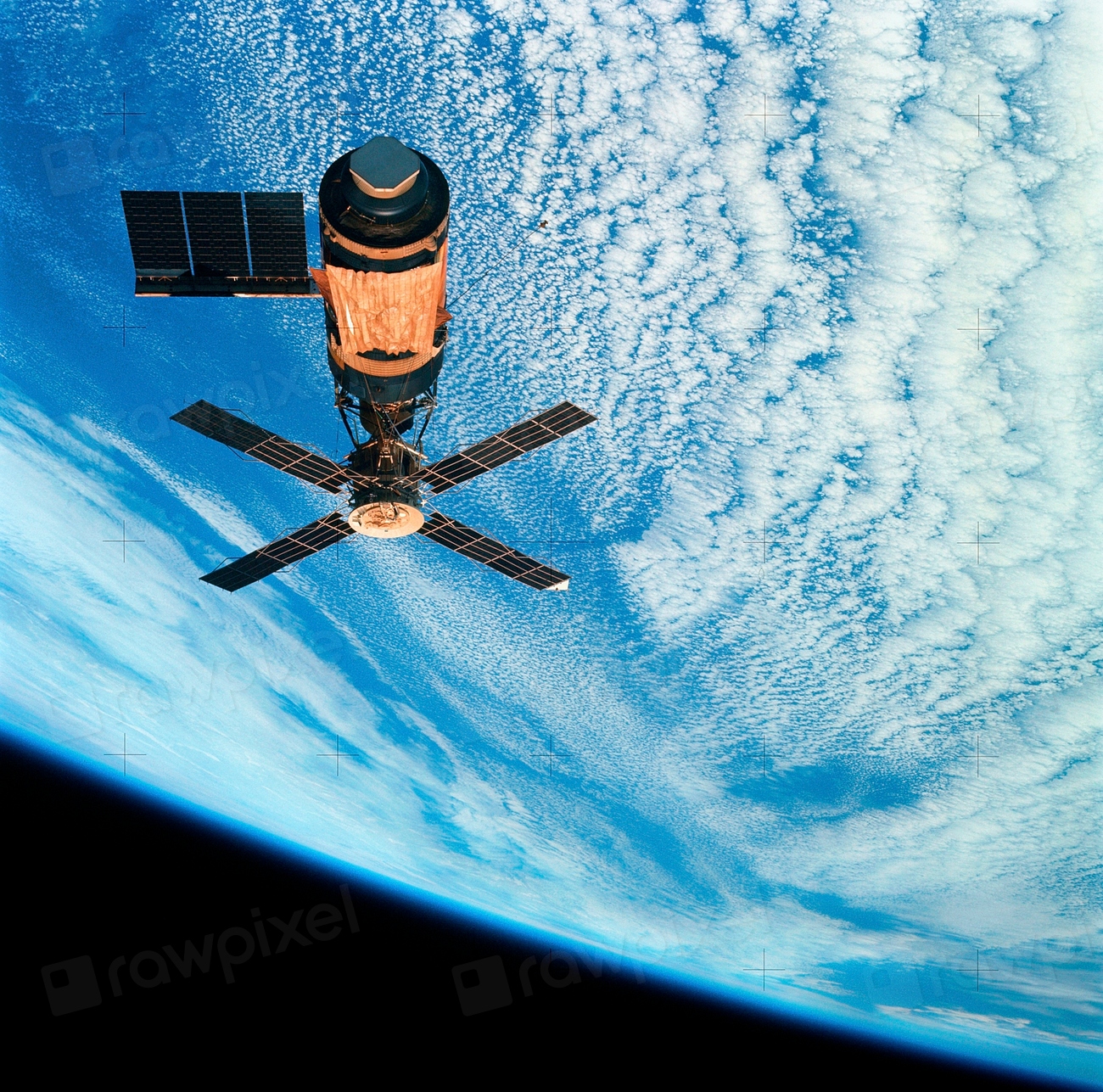 Integrarea industriei comerciale în operațiunile militare spațiale ale SUA prin exercițiul APOLLO INSIGHT