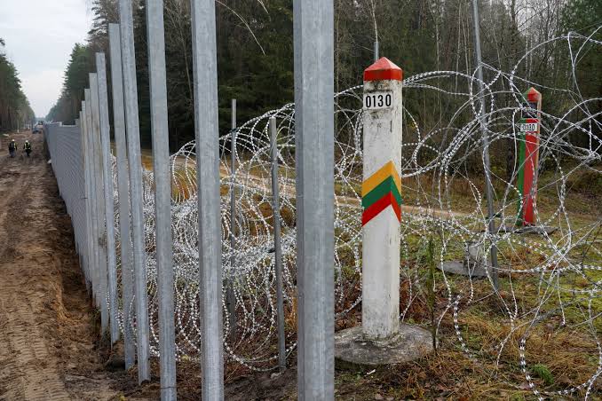 Plan de evacuare a civililor din statele baltice către Polonia: coordonare strategică între Vilnius și Varșovia