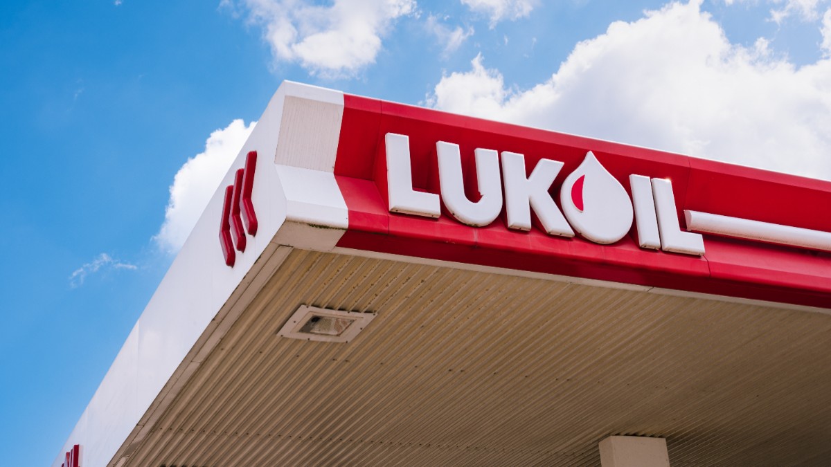 Criza financiară a Lukoil pune în pericol independența companiei petroliere ruse