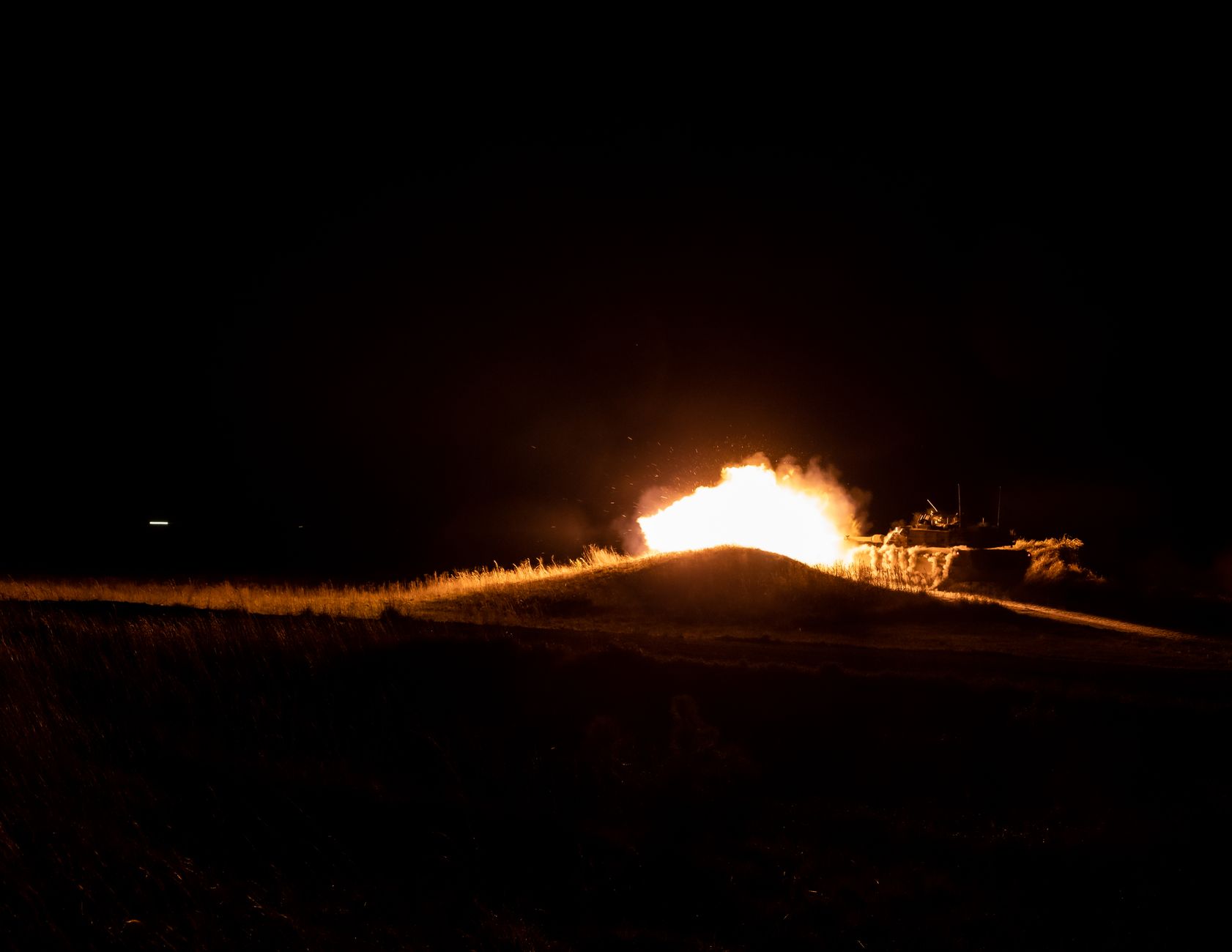 Performanța tancurilor Leopard pe frontul din Ucraina: Superioritate tehnologică față de modelele sovietice