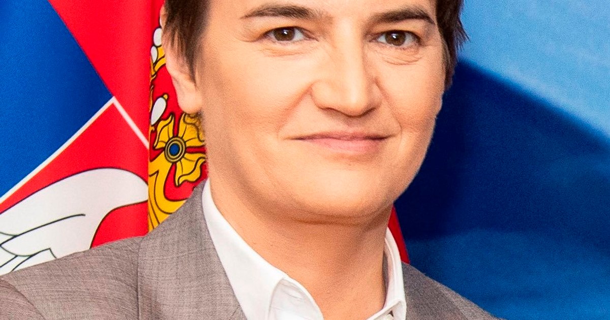 Schimbare politică în Serbia: Ana Brnabić preia funcția de președinte interimar după demisia lui Aleksandar Vučić