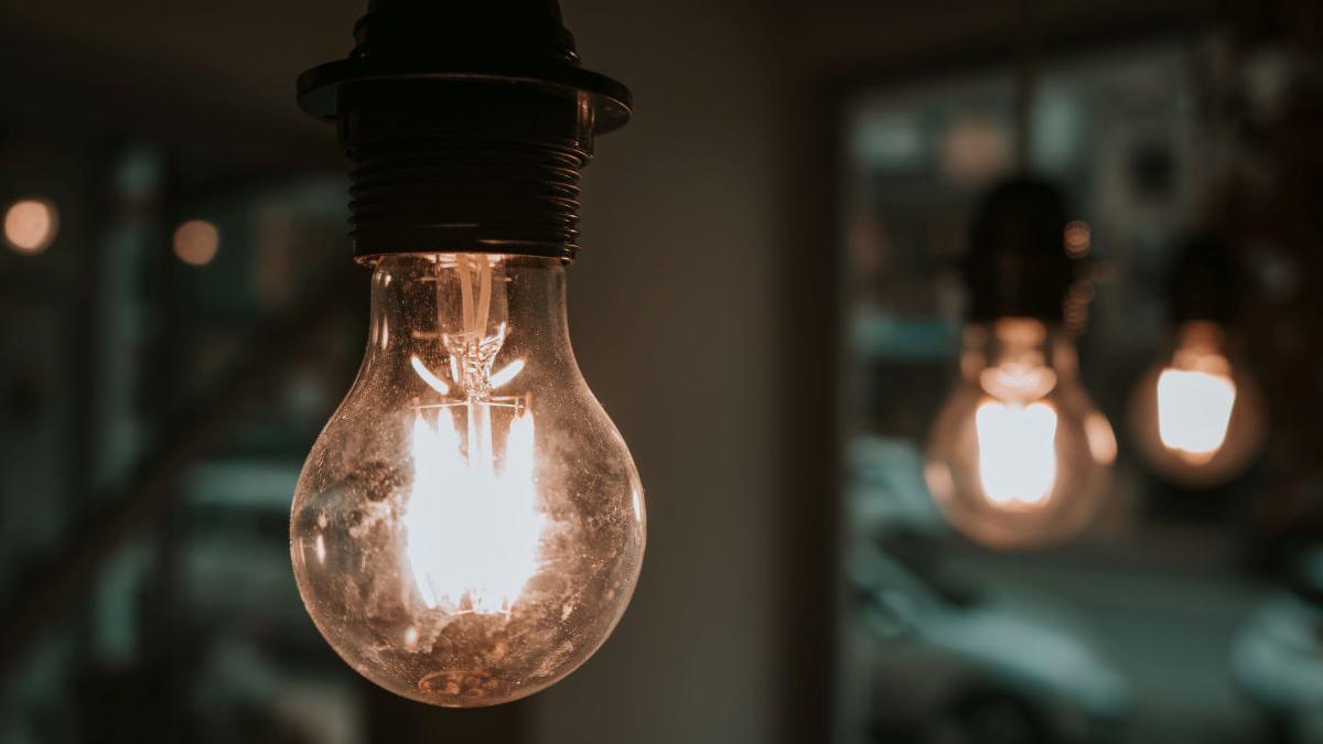Vulnerabilitatea energetică a Europei: Pragul de 10% din venit indică o nouă formă de sărăcie structurală
