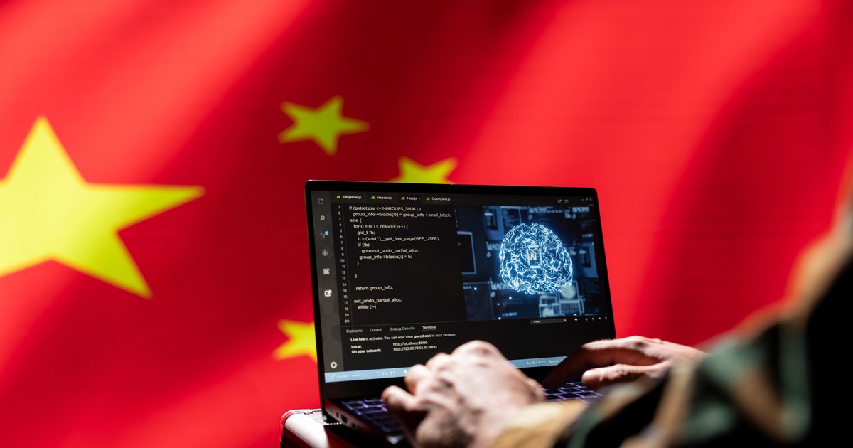 China avertizează că inteligența artificială poate compromite securitatea națională și stabilitatea politică