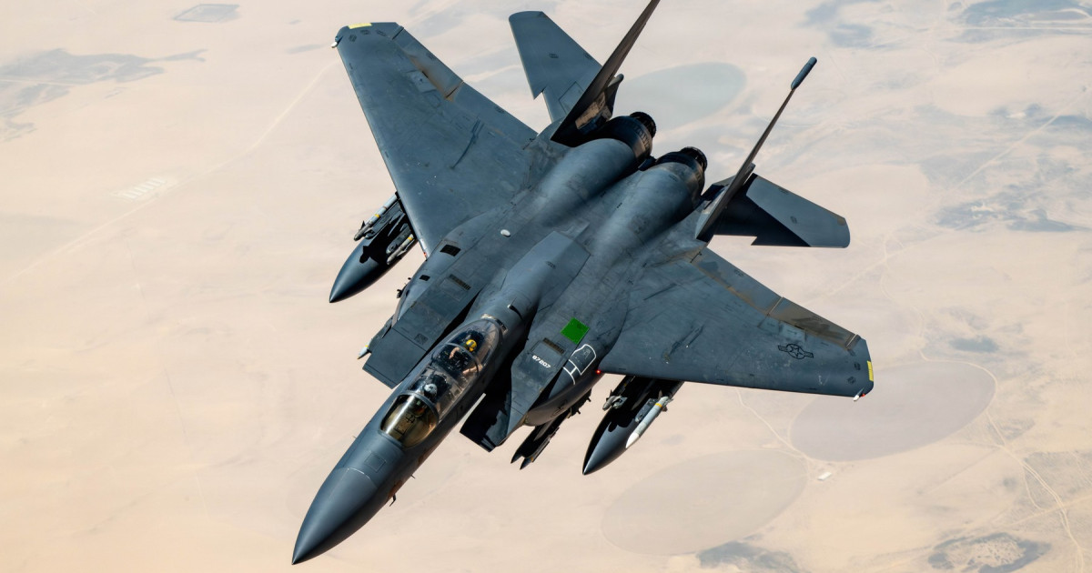 Supraviețuirea unui ofițer american în deșertul din Iran după doborarea avionului F-15E