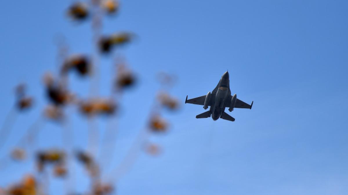 Alertă aeriană în Tulcea: Două avioane F-16 au fost ridicate de la sol după detectarea dronelor