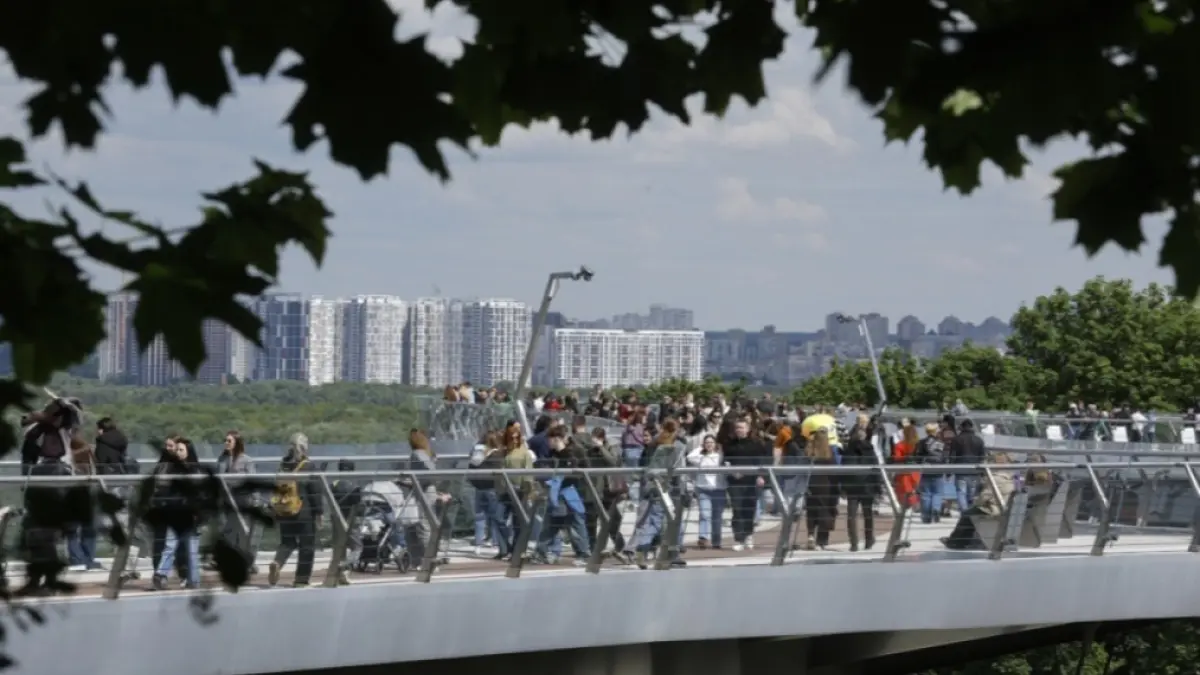 Atacuri cu drone asupra infrastructurii critice din Kiev: Podul Sud a fost lovit de rusi