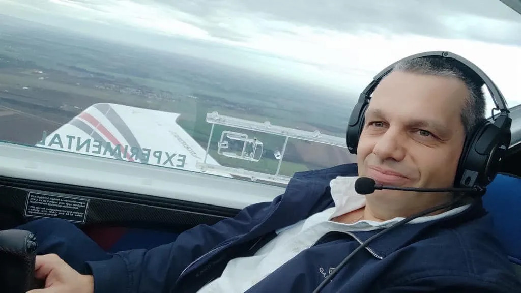 Tentativă de interceptare a unui transport de aur și bani pentru Ucraina de către fratele lui Viktor Orbán