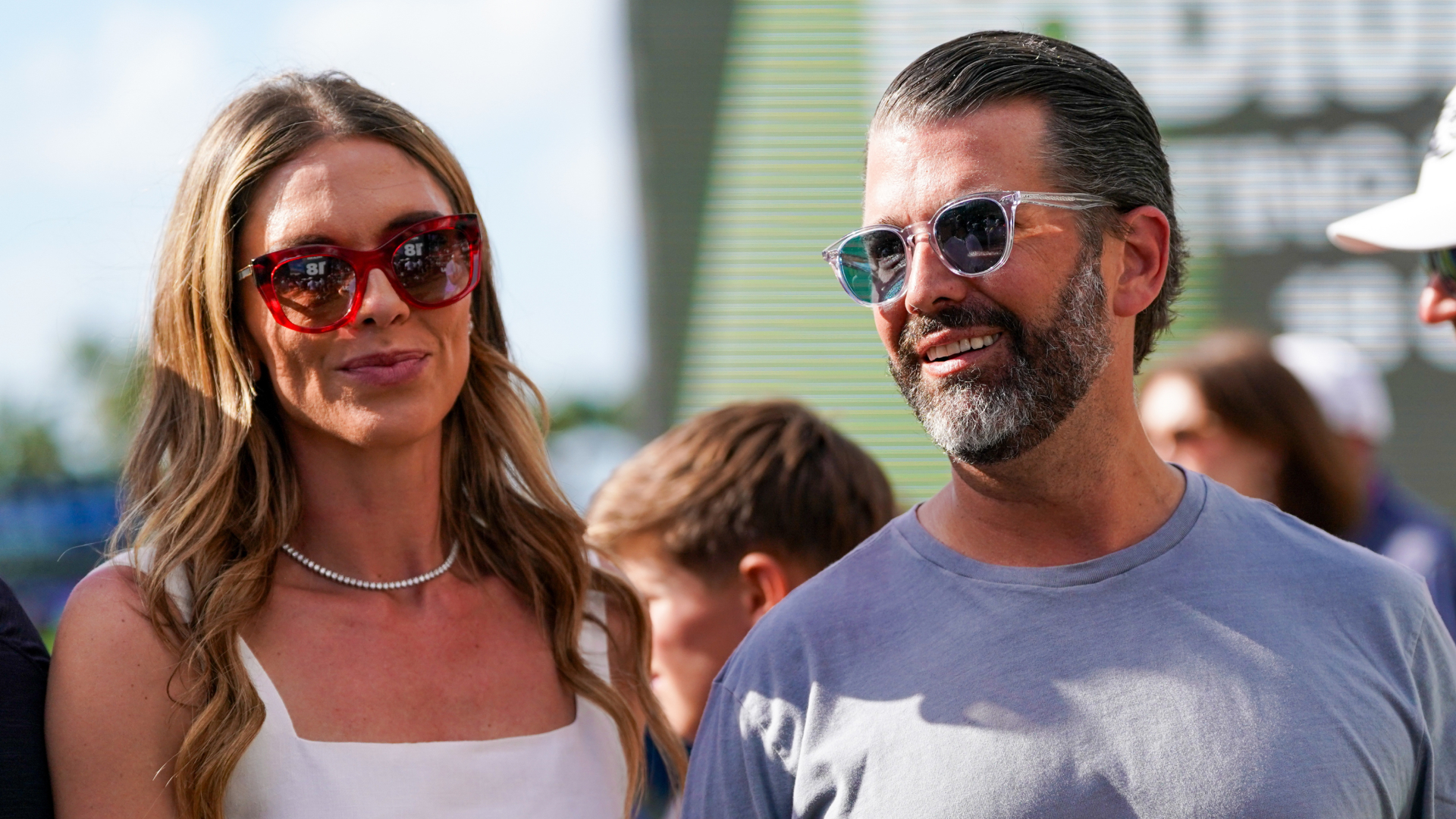 Donald Trump Jr. și Bettina confirmă cadoul de lux oferit de un oligarh rus decorat de Putin