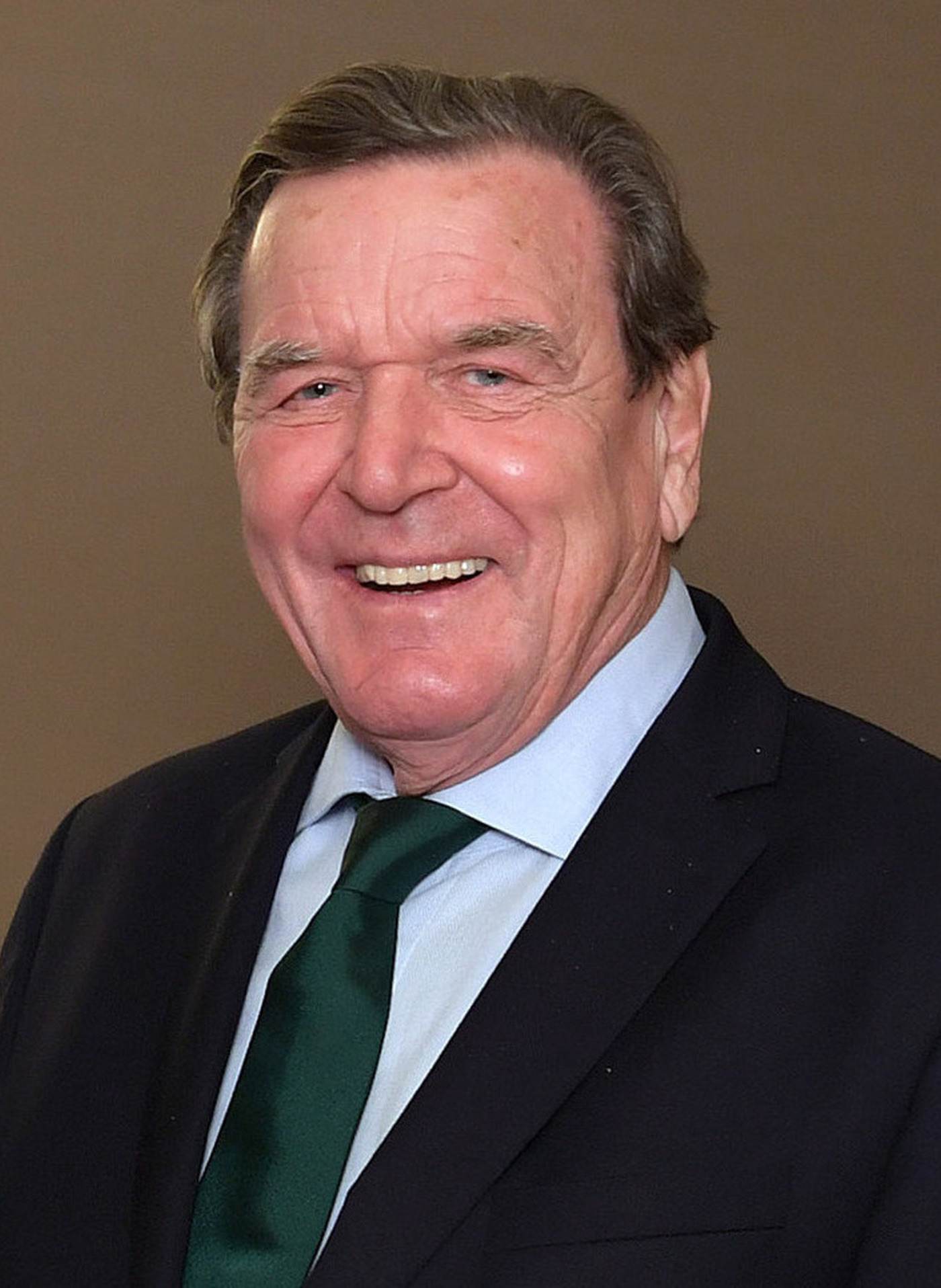 Gerhard Schröder ocupă un post de conducere în cadrul filialei ruse a grupului Globus