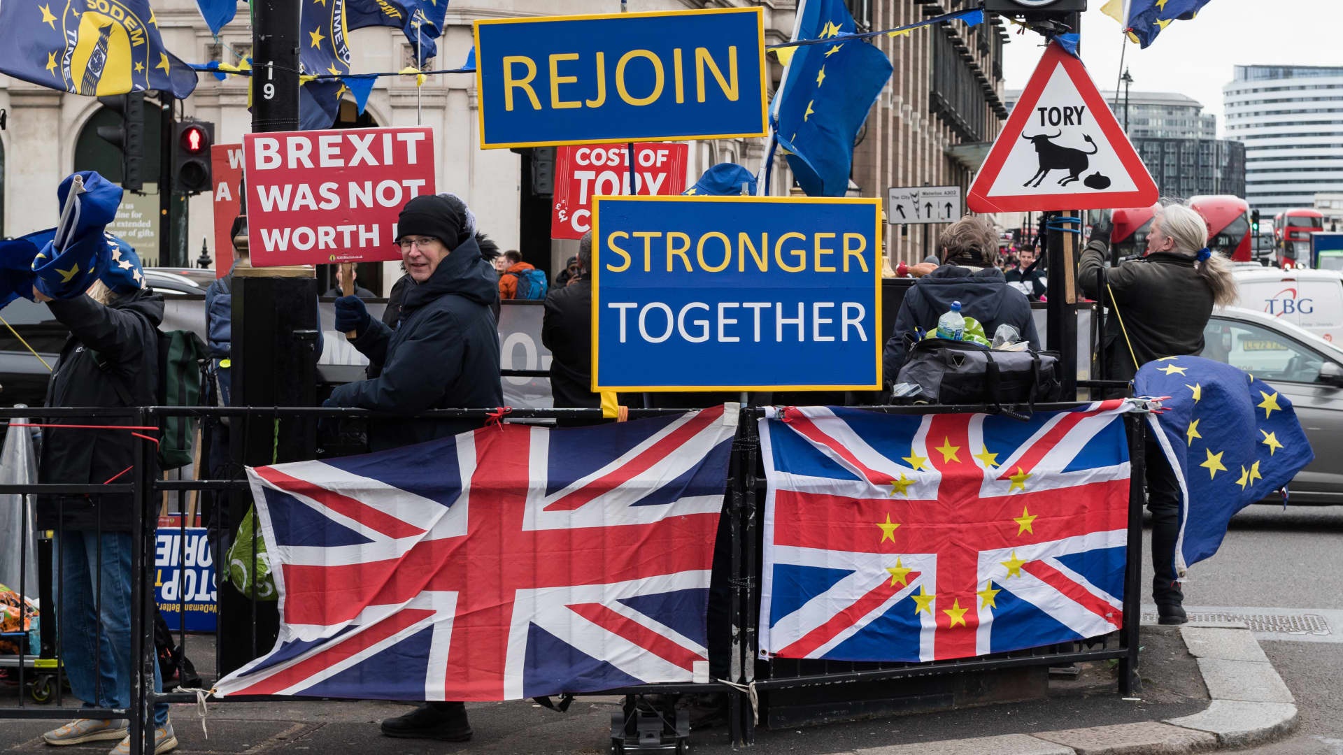 Redeschiderea dosarului Brexit: Aproape jumătate dintre britanici susțin revenirea în Uniunea Europeană