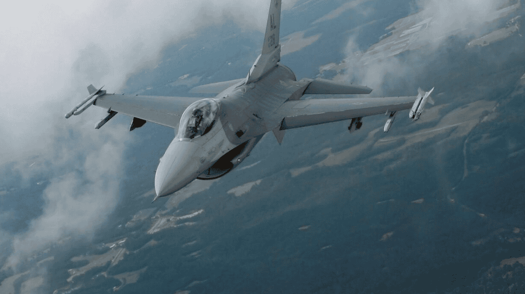 Interceptare NATO în spațiul aerian al Lituaniei: o dronă a fost doborâtă de obicei de avioane de vânătoare