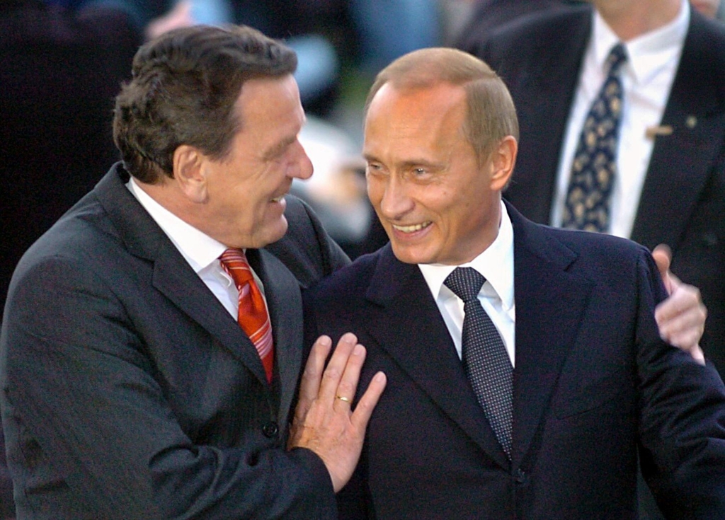 Gerhard Schröder ocupă funcție în consiliul de supraveghere al retailerului rus Hyperglobus
