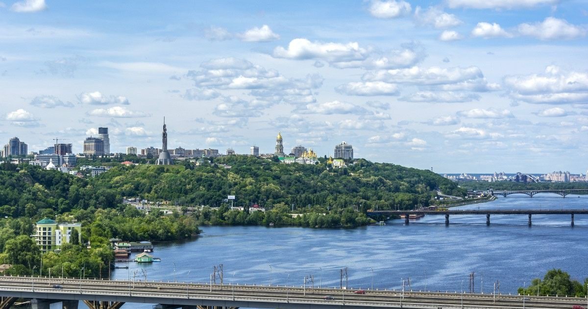 Atacuri rusești asupra podurilor din Kiev: Riscul unui coșmar logistic pentru infrastructura Ucrainei