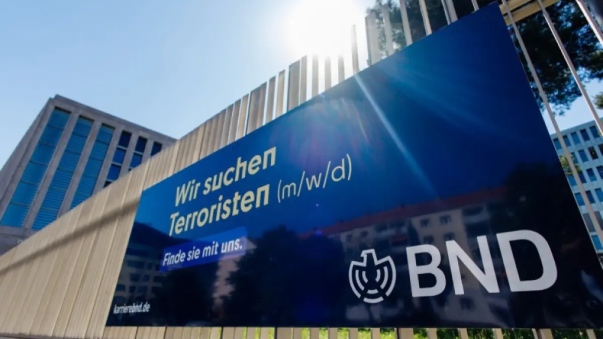 Avertisment de la BND: Rusia desfășoară un război sub acoperire împotriva Germaniei
