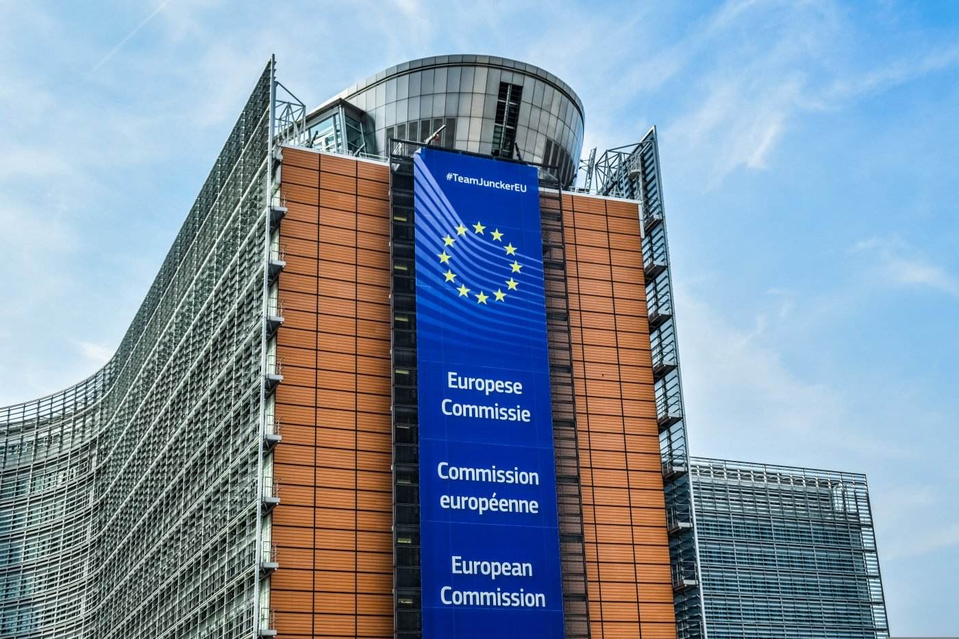 Parlamentul European analizează bugetul multianual și lansează programul AGILE pentru apărare