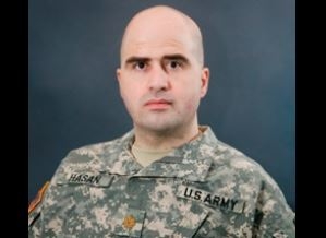 Donald Trump aprobă executarea prin pluton de execuție a lui Nidal Malik Hasan