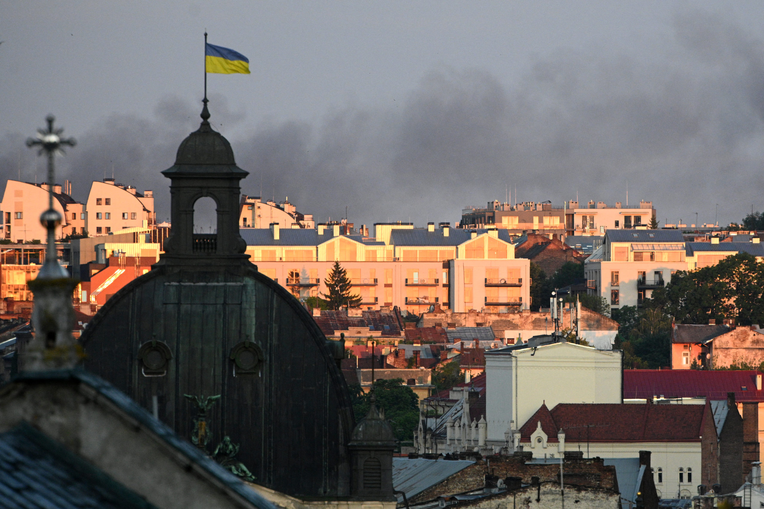 Parlamentul European: Rusia utilizează înfometarea civililor din Ucraina ca pe o armă de război